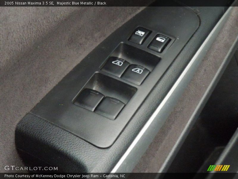 Majestic Blue Metallic / Black 2005 Nissan Maxima 3.5 SE