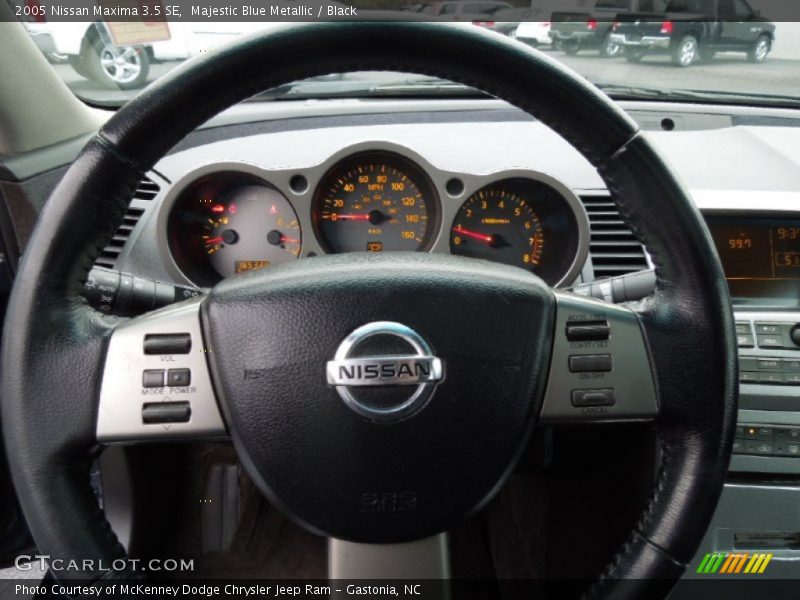 Majestic Blue Metallic / Black 2005 Nissan Maxima 3.5 SE