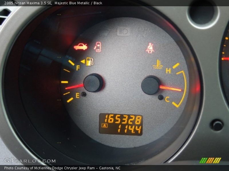 Majestic Blue Metallic / Black 2005 Nissan Maxima 3.5 SE