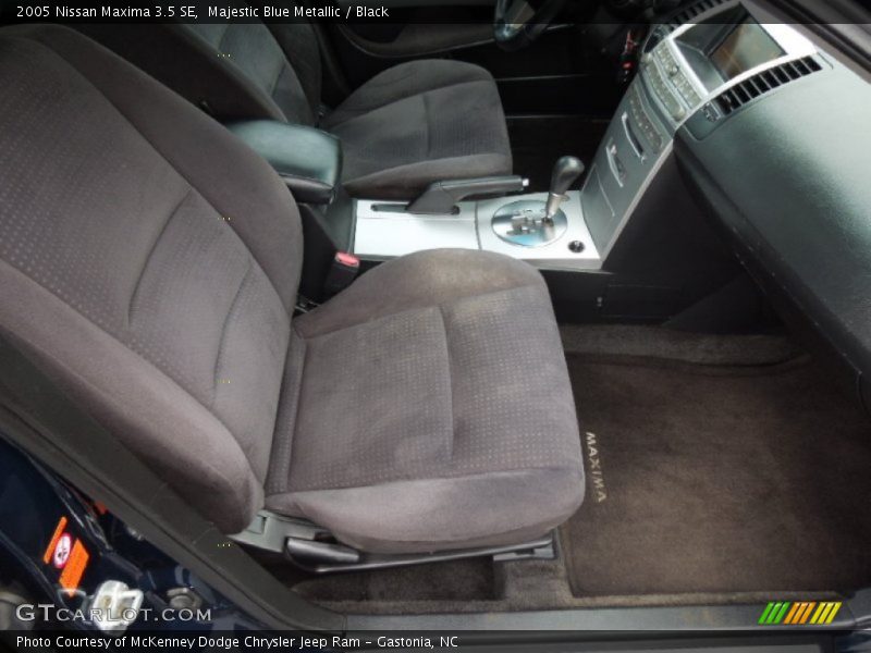 Majestic Blue Metallic / Black 2005 Nissan Maxima 3.5 SE