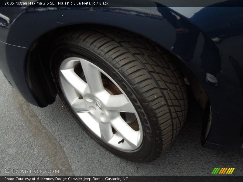Majestic Blue Metallic / Black 2005 Nissan Maxima 3.5 SE