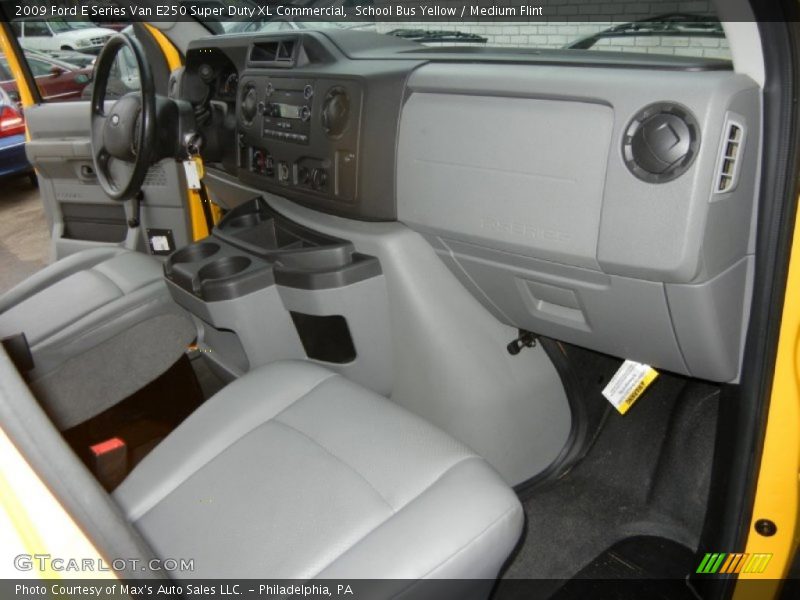 School Bus Yellow / Medium Flint 2009 Ford E Series Van E250 Super Duty XL Commercial