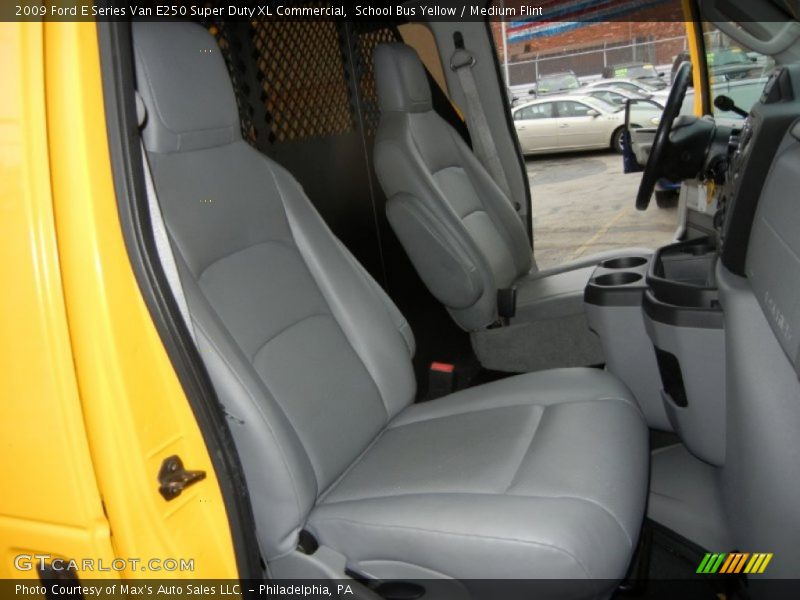 School Bus Yellow / Medium Flint 2009 Ford E Series Van E250 Super Duty XL Commercial