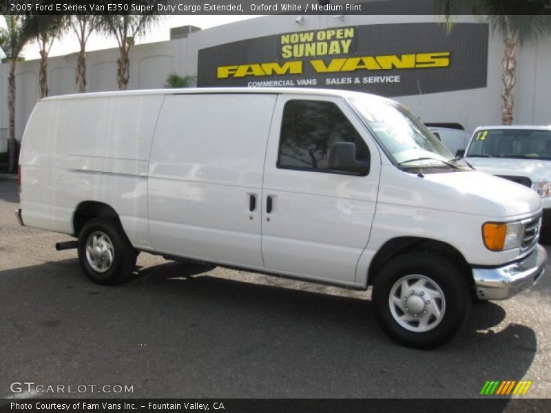 Oxford White / Medium Flint 2005 Ford E Series Van E350 Super Duty Cargo Extended