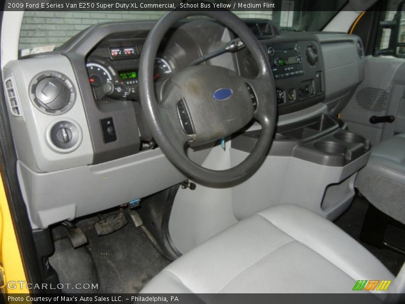 School Bus Yellow / Medium Flint 2009 Ford E Series Van E250 Super Duty XL Commercial