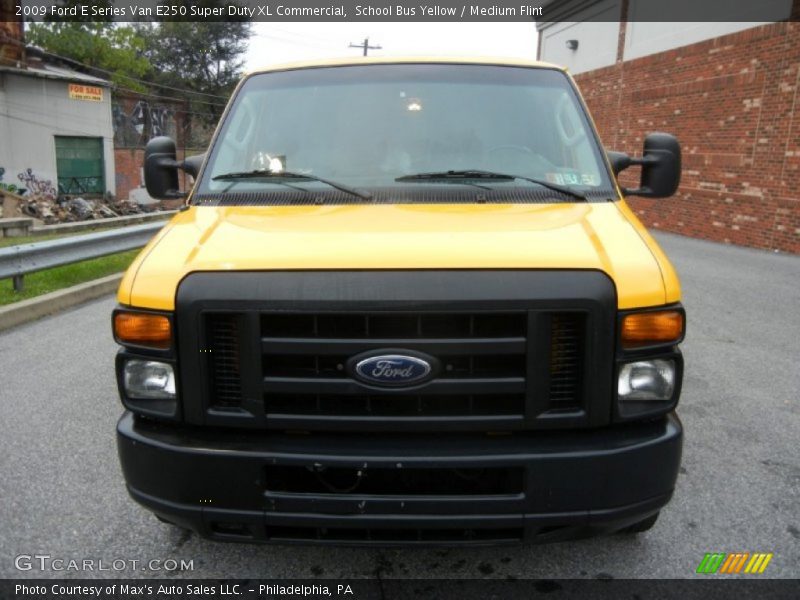 School Bus Yellow / Medium Flint 2009 Ford E Series Van E250 Super Duty XL Commercial