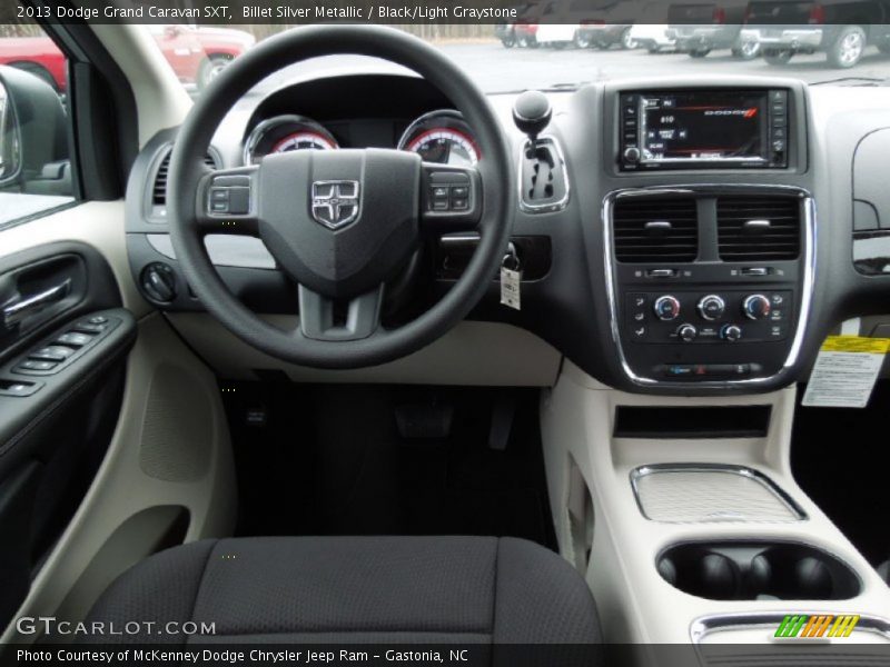 Dashboard of 2013 Grand Caravan SXT