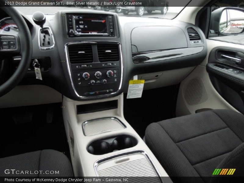 Dashboard of 2013 Grand Caravan SXT