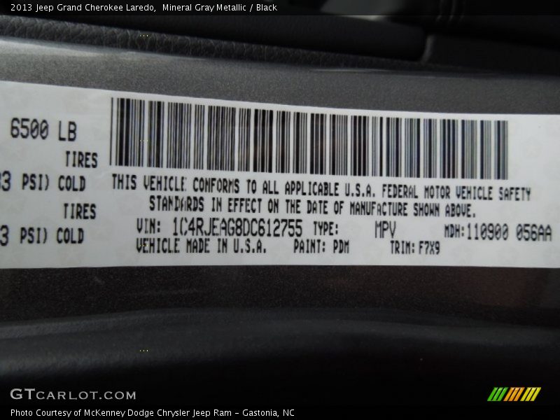 Mineral Gray Metallic / Black 2013 Jeep Grand Cherokee Laredo