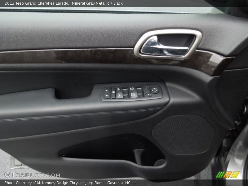 Mineral Gray Metallic / Black 2013 Jeep Grand Cherokee Laredo