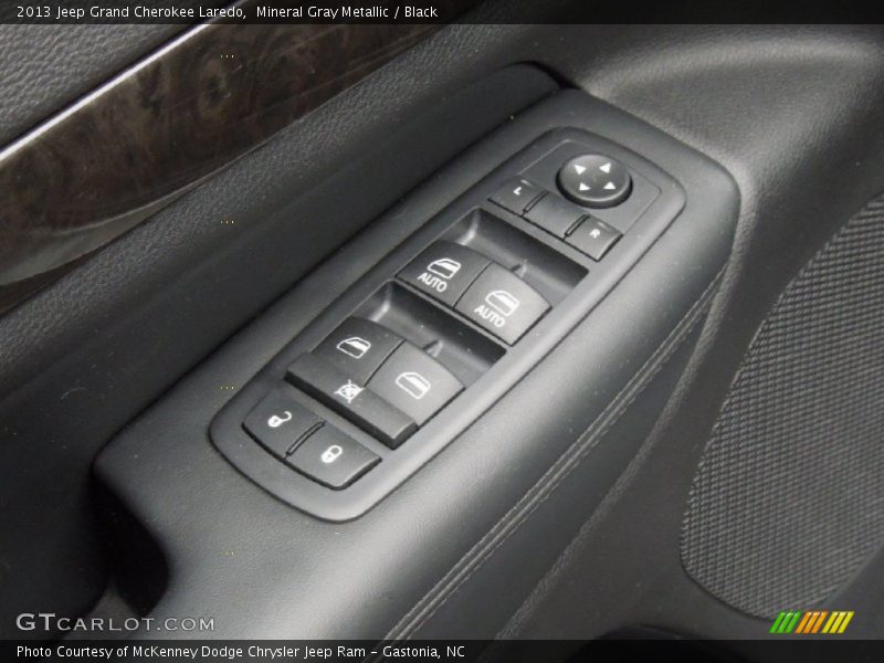 Mineral Gray Metallic / Black 2013 Jeep Grand Cherokee Laredo