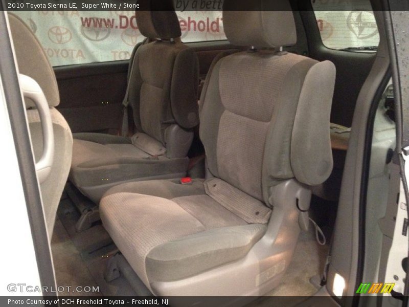 Super White / Stone 2010 Toyota Sienna LE