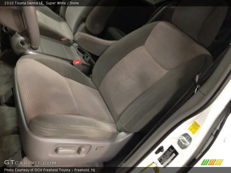 Super White / Stone 2010 Toyota Sienna LE