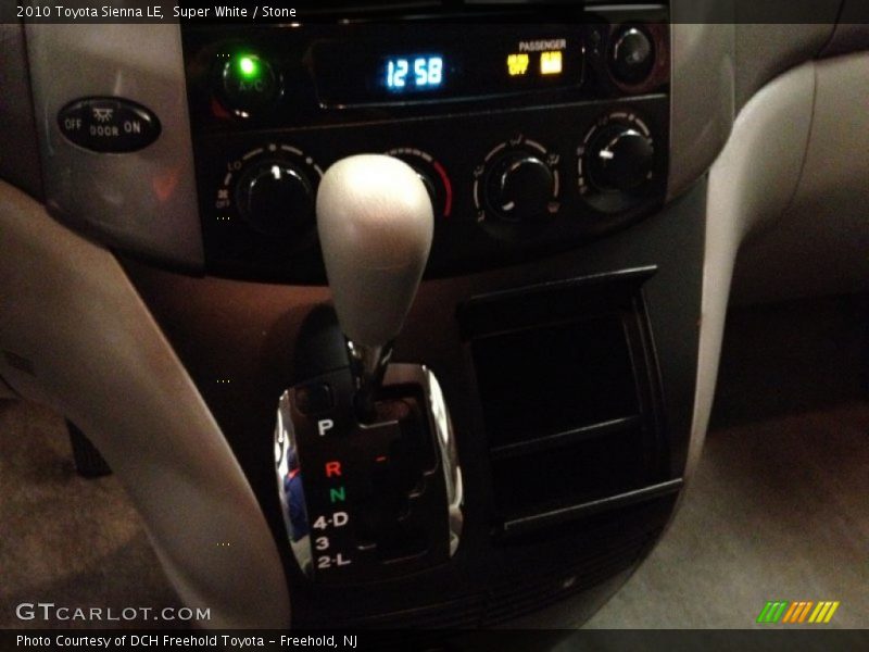 Super White / Stone 2010 Toyota Sienna LE