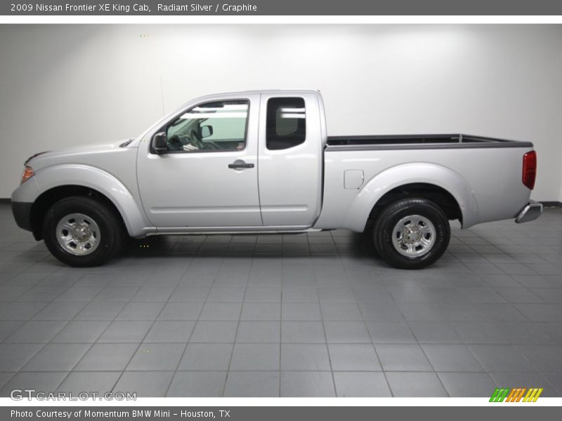 Radiant Silver / Graphite 2009 Nissan Frontier XE King Cab