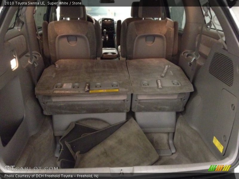 Super White / Stone 2010 Toyota Sienna LE