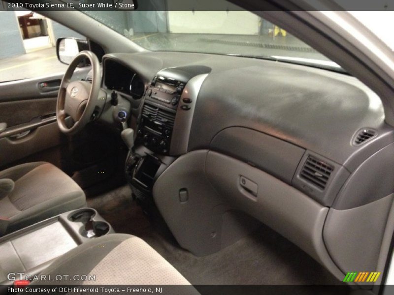 Super White / Stone 2010 Toyota Sienna LE