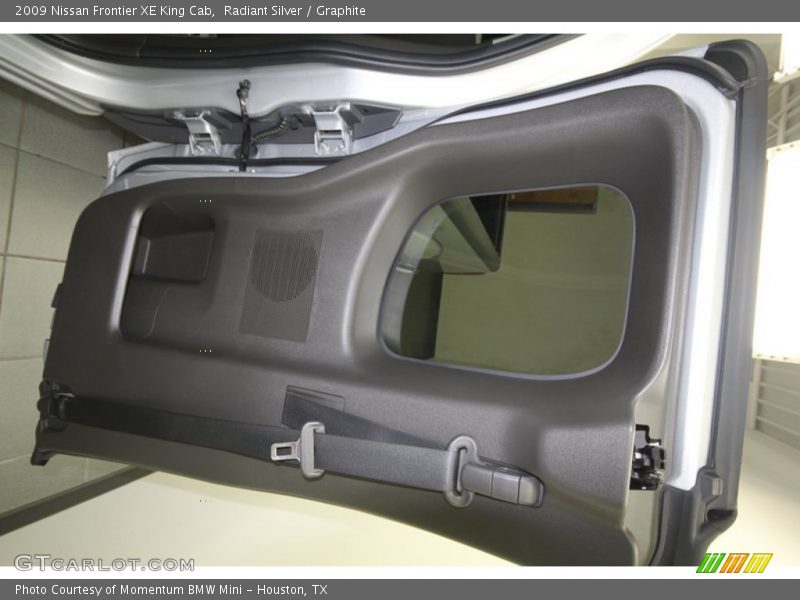 Radiant Silver / Graphite 2009 Nissan Frontier XE King Cab