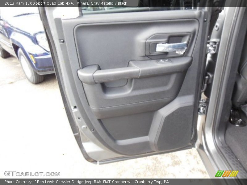 Door Panel of 2013 1500 Sport Quad Cab 4x4