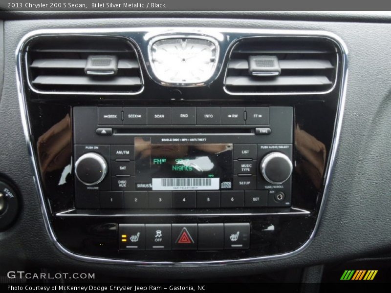 Billet Silver Metallic / Black 2013 Chrysler 200 S Sedan