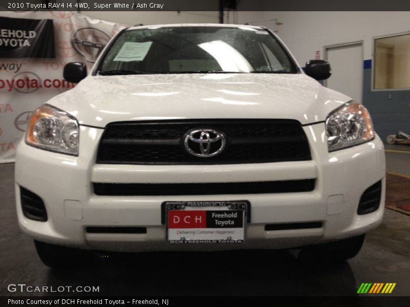 Super White / Ash Gray 2010 Toyota RAV4 I4 4WD