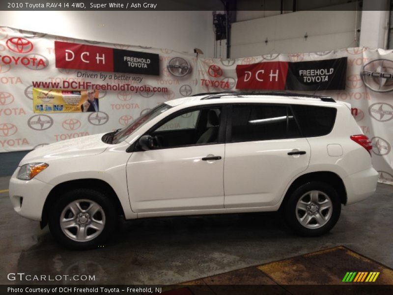 Super White / Ash Gray 2010 Toyota RAV4 I4 4WD