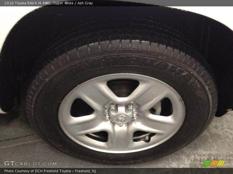 Super White / Ash Gray 2010 Toyota RAV4 I4 4WD