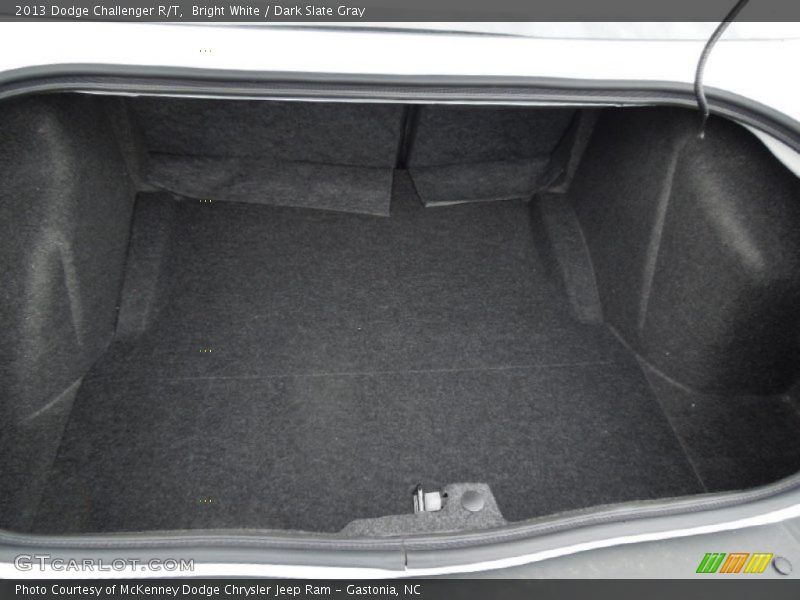 Bright White / Dark Slate Gray 2013 Dodge Challenger R/T