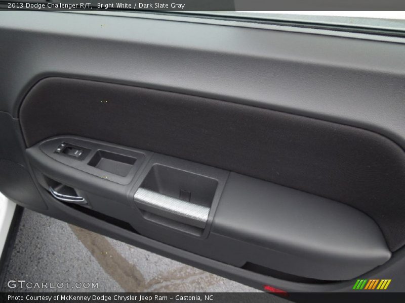 Bright White / Dark Slate Gray 2013 Dodge Challenger R/T