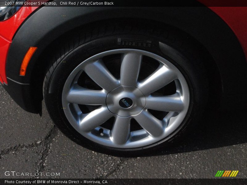 Chili Red / Grey/Carbon Black 2007 Mini Cooper S Hardtop
