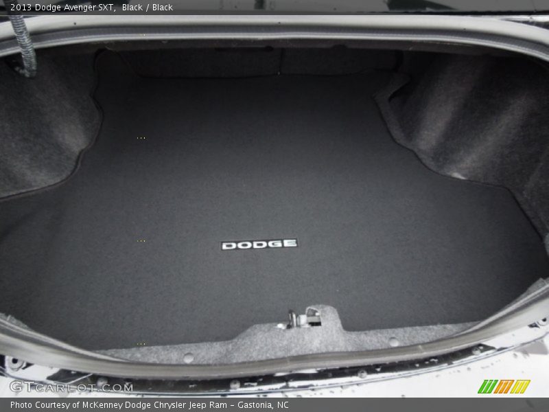 Black / Black 2013 Dodge Avenger SXT