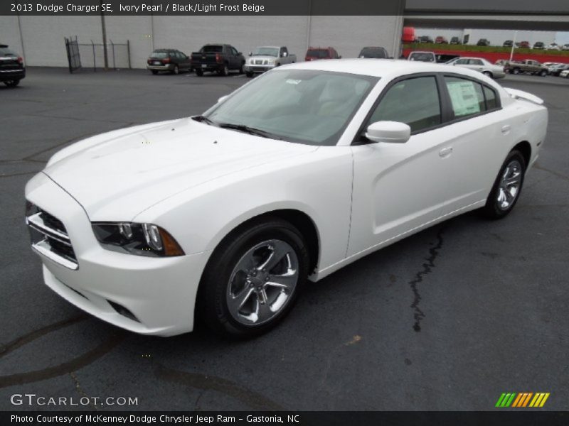 Ivory Pearl / Black/Light Frost Beige 2013 Dodge Charger SE