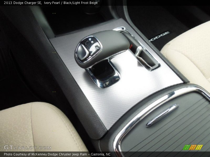 Ivory Pearl / Black/Light Frost Beige 2013 Dodge Charger SE