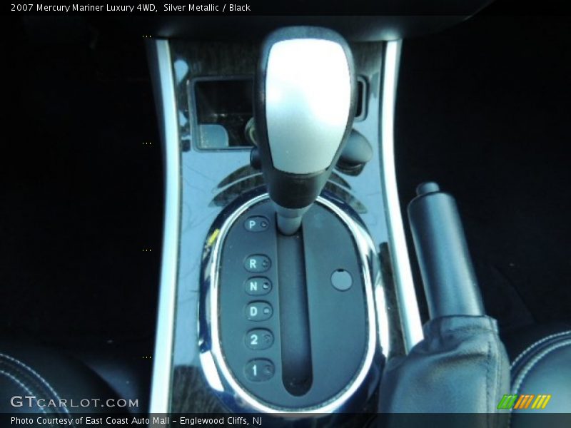 Silver Metallic / Black 2007 Mercury Mariner Luxury 4WD