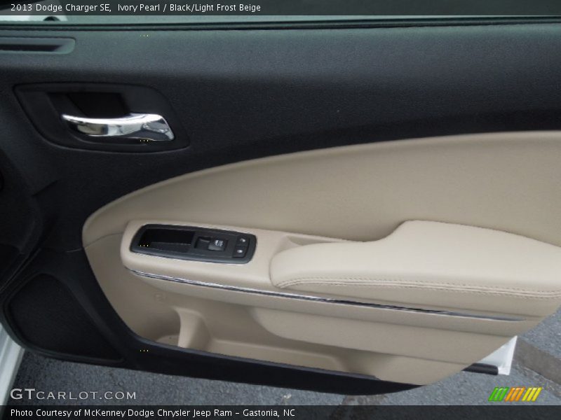Ivory Pearl / Black/Light Frost Beige 2013 Dodge Charger SE