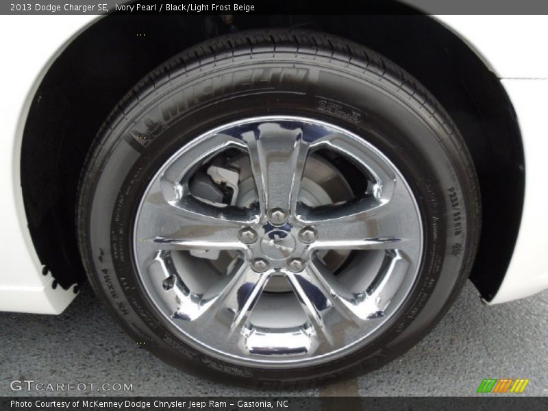 Ivory Pearl / Black/Light Frost Beige 2013 Dodge Charger SE