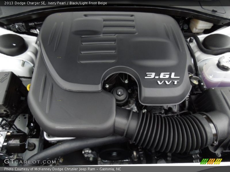 Ivory Pearl / Black/Light Frost Beige 2013 Dodge Charger SE