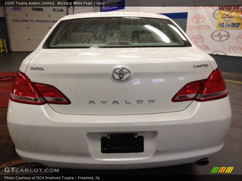 Blizzard White Pearl / Ivory 2006 Toyota Avalon Limited