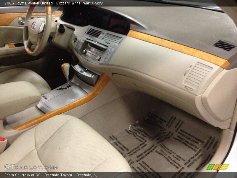 Blizzard White Pearl / Ivory 2006 Toyota Avalon Limited