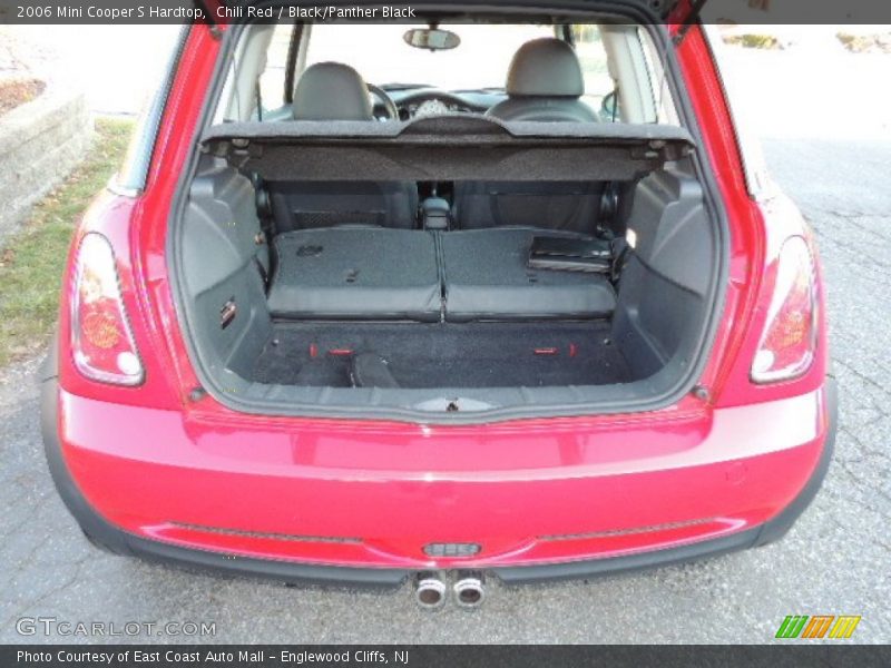 Chili Red / Black/Panther Black 2006 Mini Cooper S Hardtop