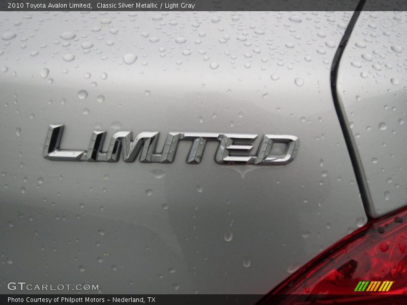 Classic Silver Metallic / Light Gray 2010 Toyota Avalon Limited