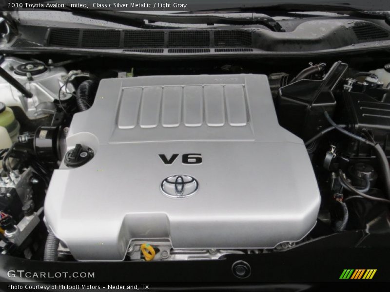 Classic Silver Metallic / Light Gray 2010 Toyota Avalon Limited