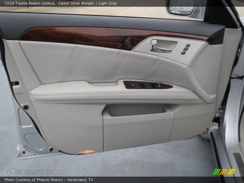Classic Silver Metallic / Light Gray 2010 Toyota Avalon Limited