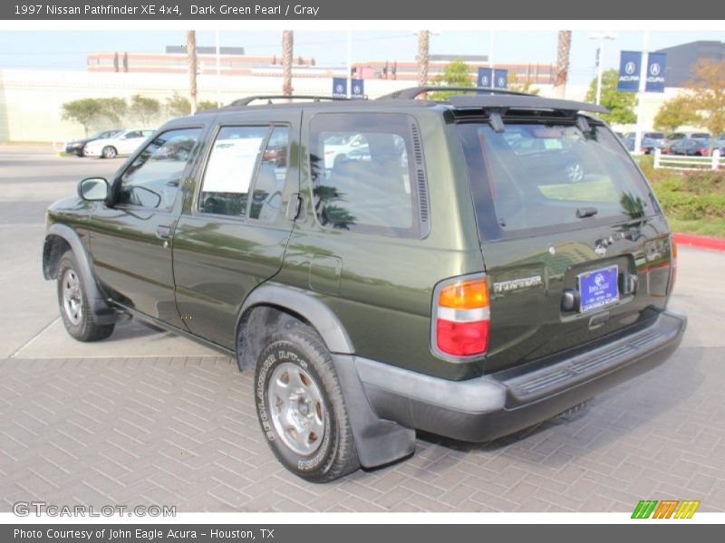 Dark Green Pearl / Gray 1997 Nissan Pathfinder XE 4x4
