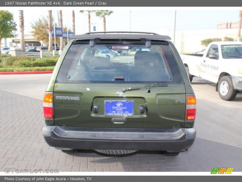 Dark Green Pearl / Gray 1997 Nissan Pathfinder XE 4x4