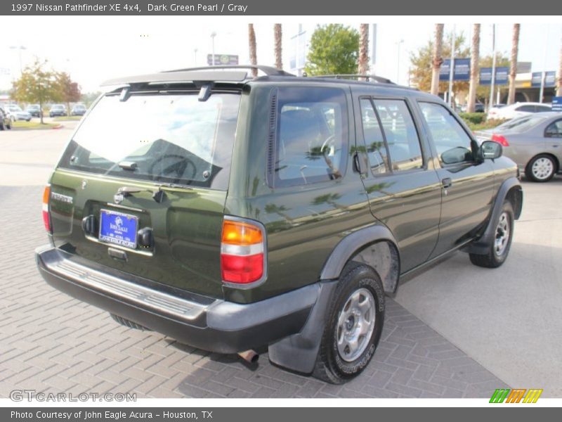 Dark Green Pearl / Gray 1997 Nissan Pathfinder XE 4x4