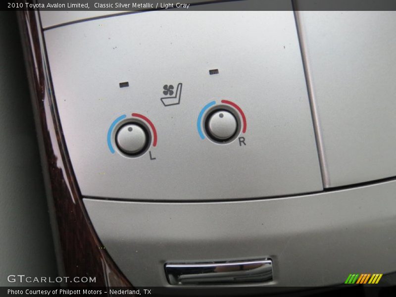 Classic Silver Metallic / Light Gray 2010 Toyota Avalon Limited