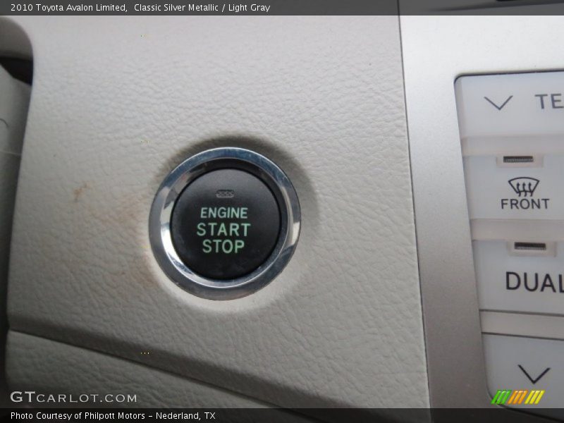 Classic Silver Metallic / Light Gray 2010 Toyota Avalon Limited