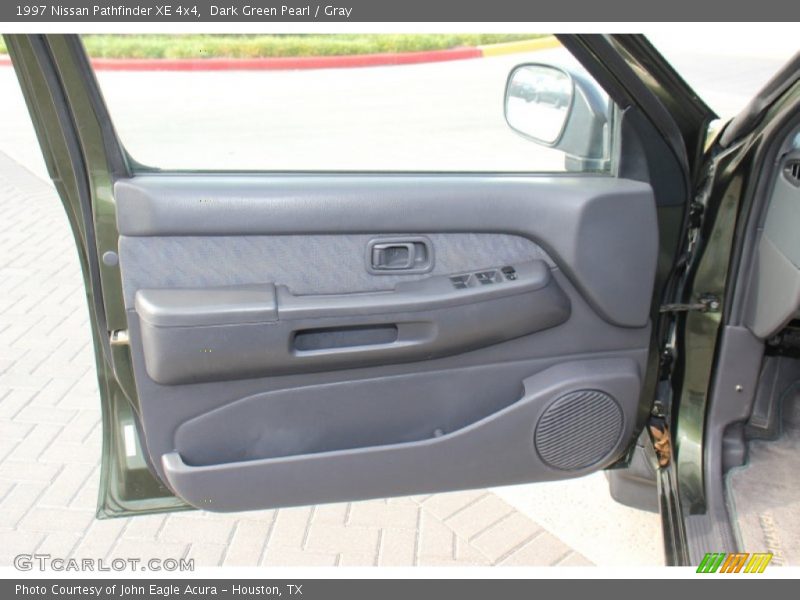 Dark Green Pearl / Gray 1997 Nissan Pathfinder XE 4x4