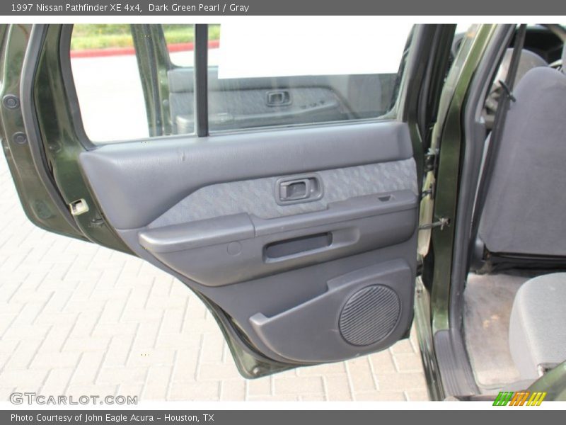 Dark Green Pearl / Gray 1997 Nissan Pathfinder XE 4x4